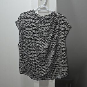H&M Monochrome Patterned Blouse